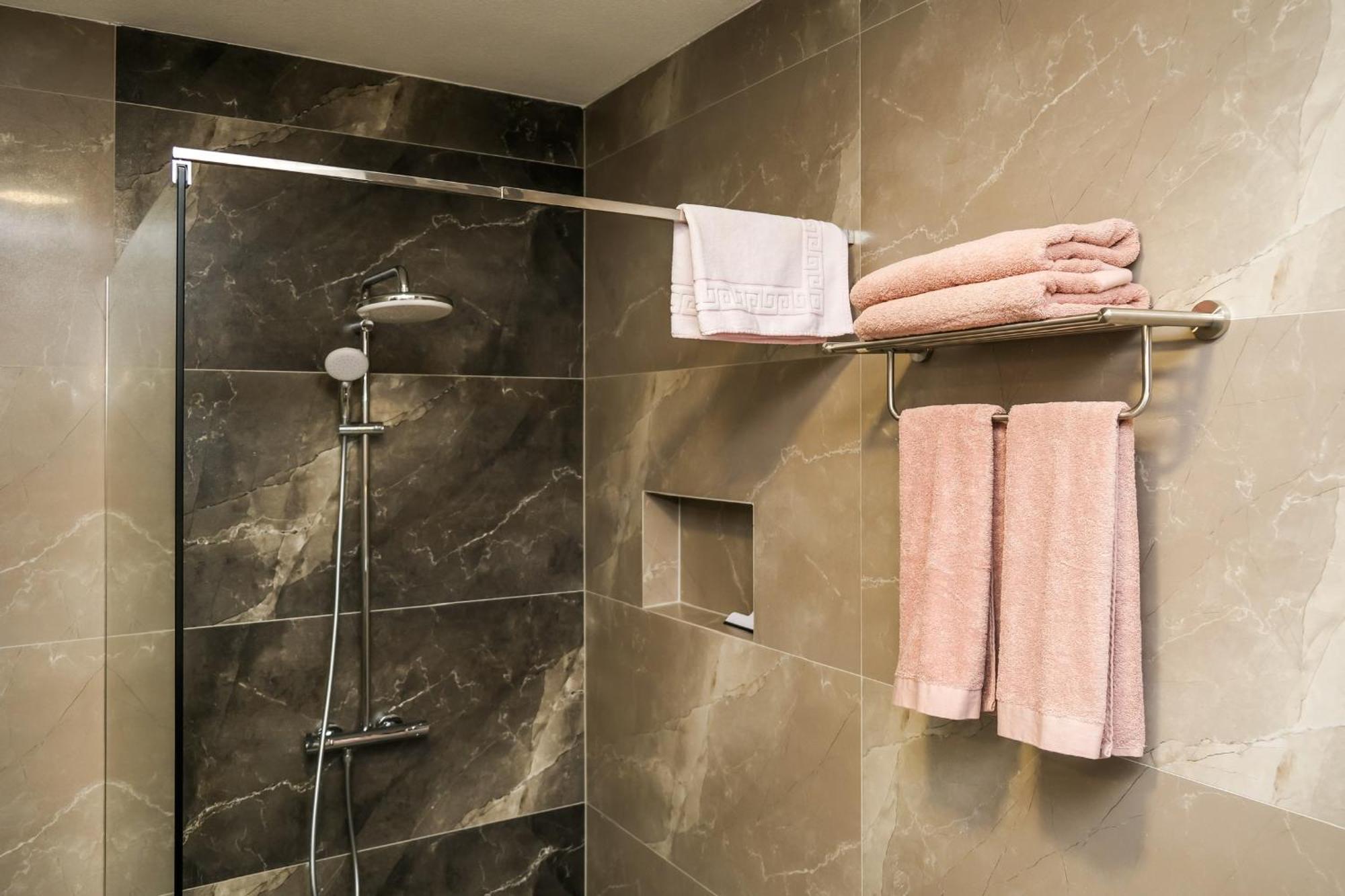 Nest Apartments Gjakova 외부 사진
