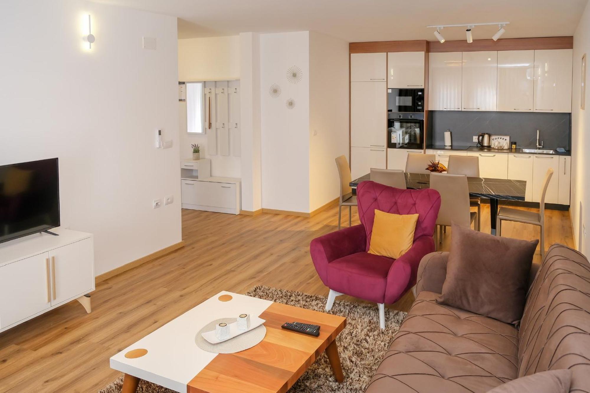 Nest Apartments Gjakova 외부 사진