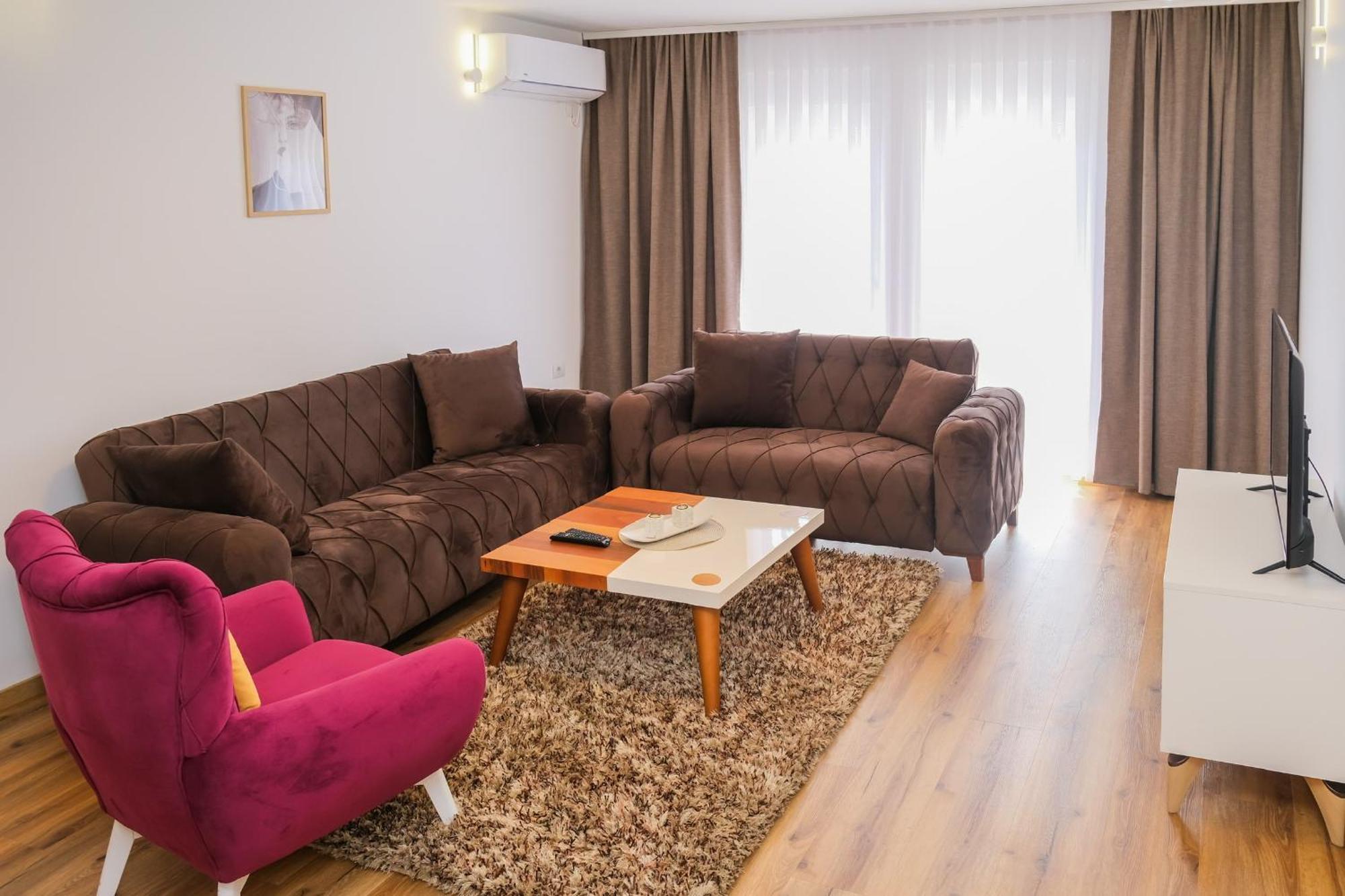 Nest Apartments Gjakova 외부 사진
